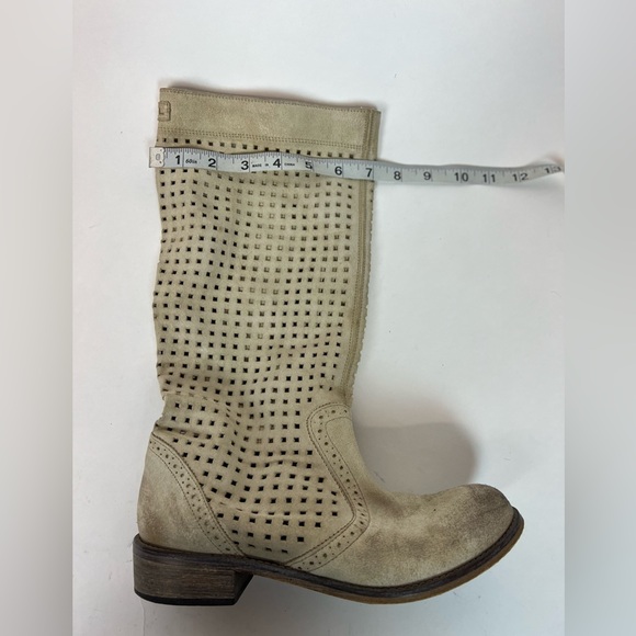 Vintage 2000s Tan/Ivory Diesel Unique Preforated Cowboy Boots Size EU 37 - Picture 13 of 14